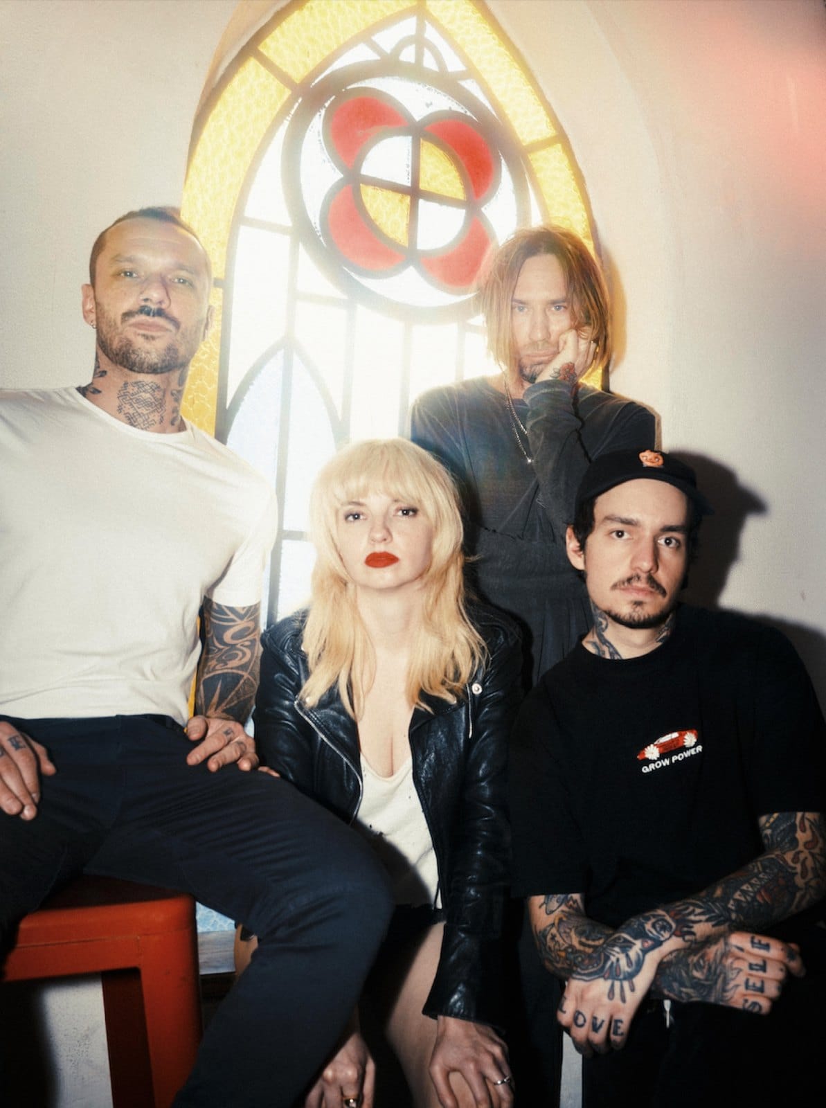 Deb and the Mentals — foto de divulgação