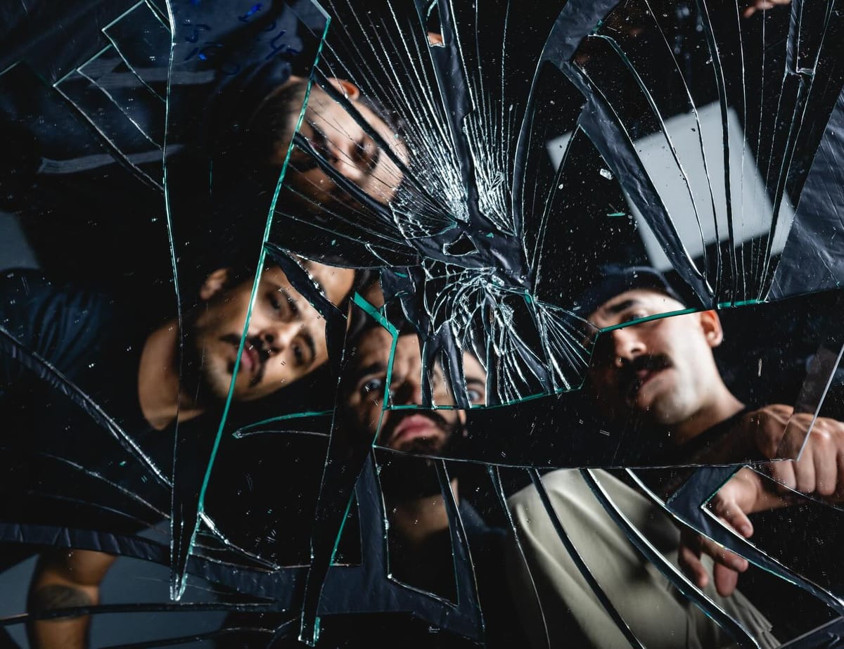 Hellbenders — foto de divulgação